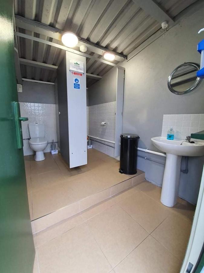 Gorse Hill Glamping Hotel Newcastle  Eksteriør billede